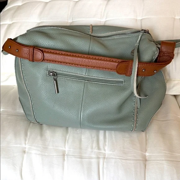 The sak Meadow Pebbled Leather Bag with Adjustable Saddle Leather Shoulder Strap - Picture 2 of 8